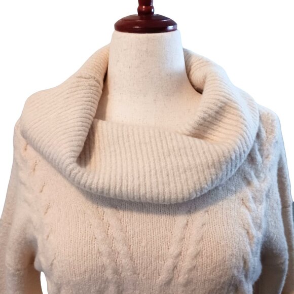 NEW Vintage‎ America Size M Western Boho Cream Cowlneck Cream Sweater - Picture 2 of 11
